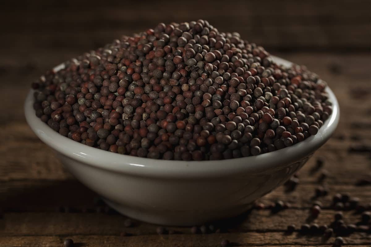 black mustard seeds