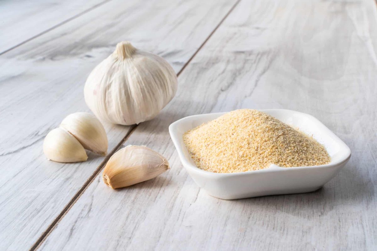 How to Dry Garlic